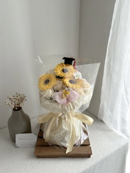 (G001) Graduation Mixed Flower Bouquet  