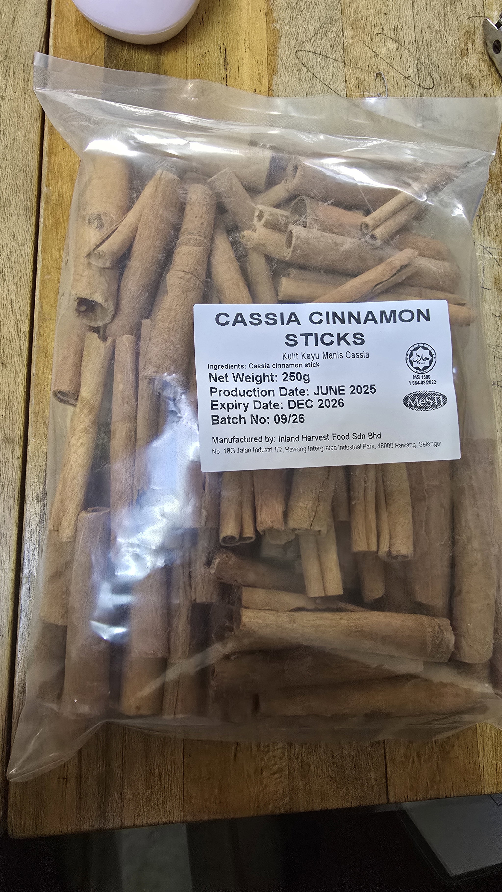Herbs & Spices- Cinnamon Stick (250gm / pkt)_0