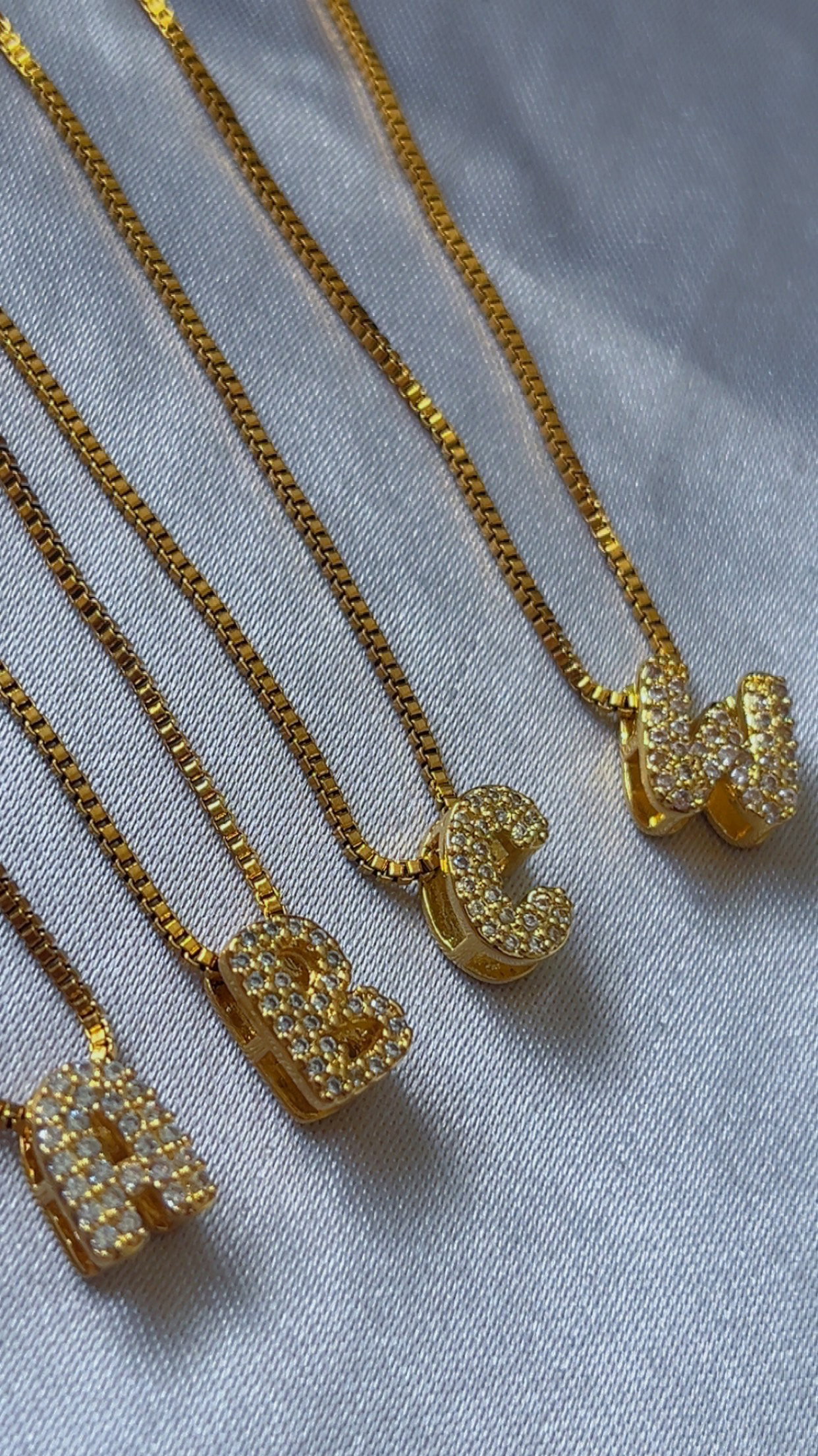 Initial Necklace (Gold)_1