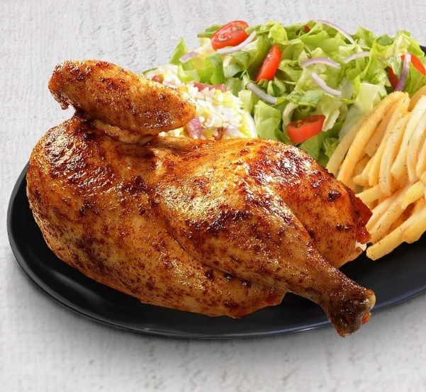 Demi poulet avec frites et salade