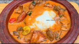Igname pilé et sauce Arachide (Viande de Mouton + Fromage) - LA VIEILLE MARMITE