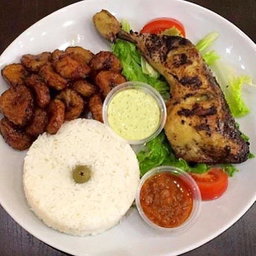 RIZ BLANC + ALOCO + POULET BRAISE - CHEZ ABDUL