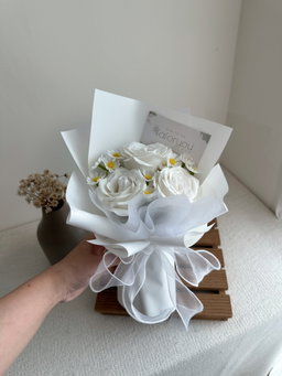 (3R0008) 3 Stalk Soap Rose Daisy Bouquet   