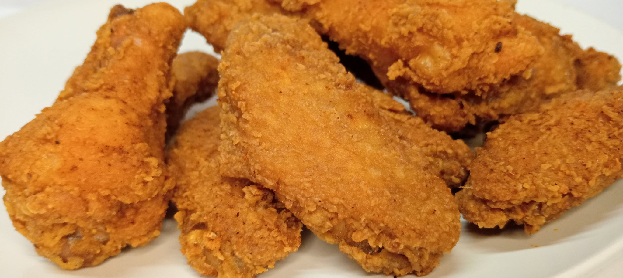 Ribs Circle Wings & Chips _0