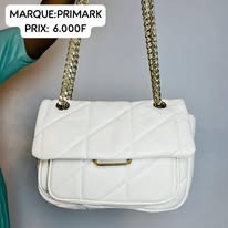 Sac à Main Matelassé Blanc Primark : L'Élégance Pure à Petit Prix !_0