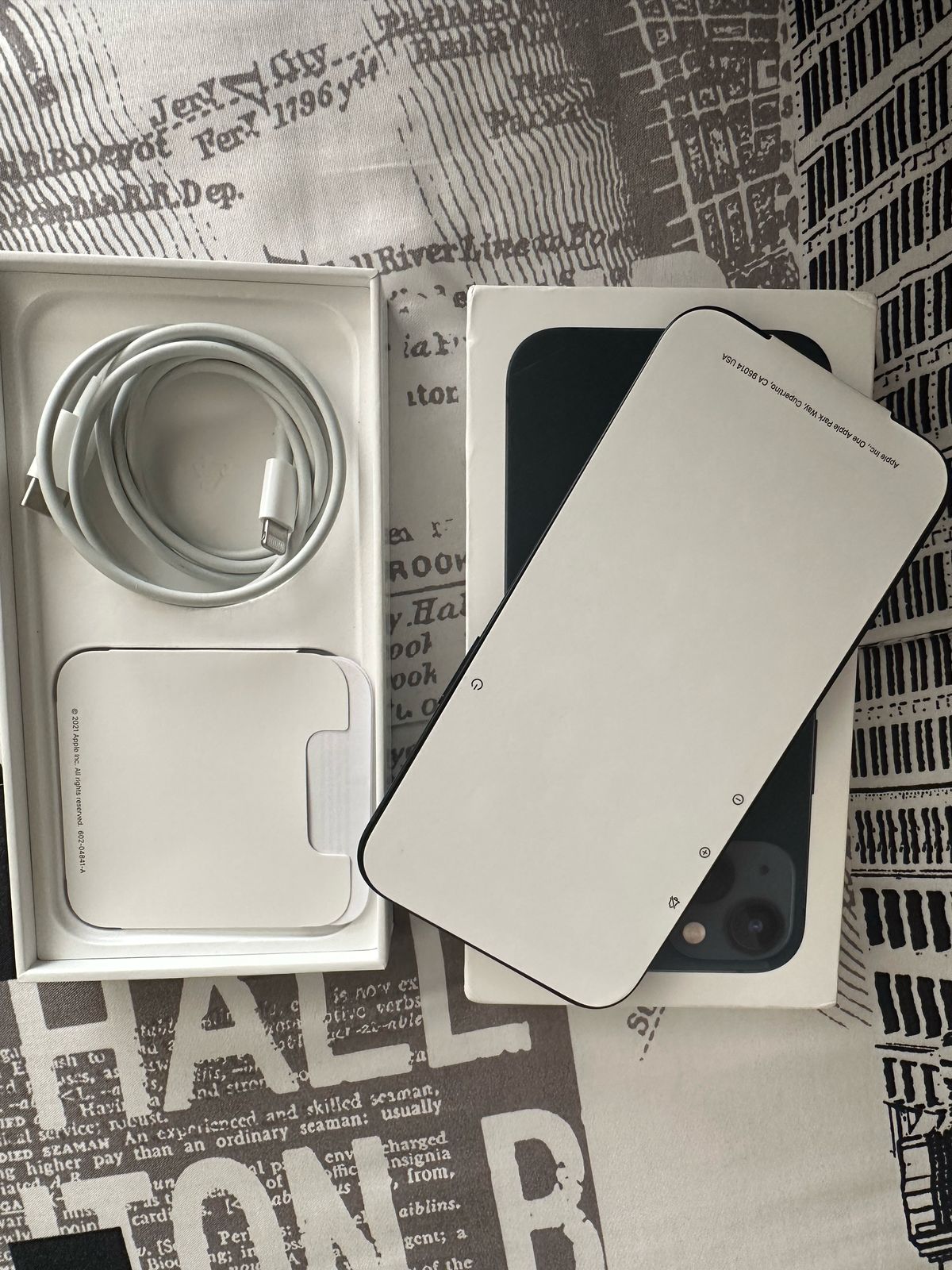 iPhone 13 128GB Like new _2