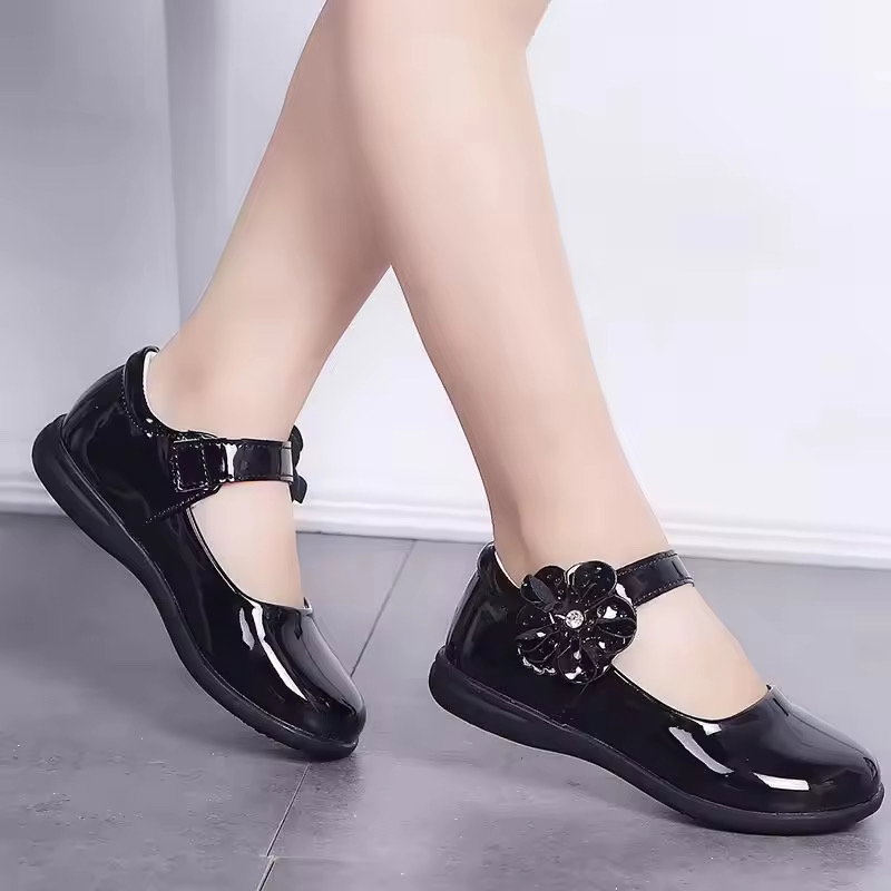 Order 7 pairs of baby shoes (catalog _1