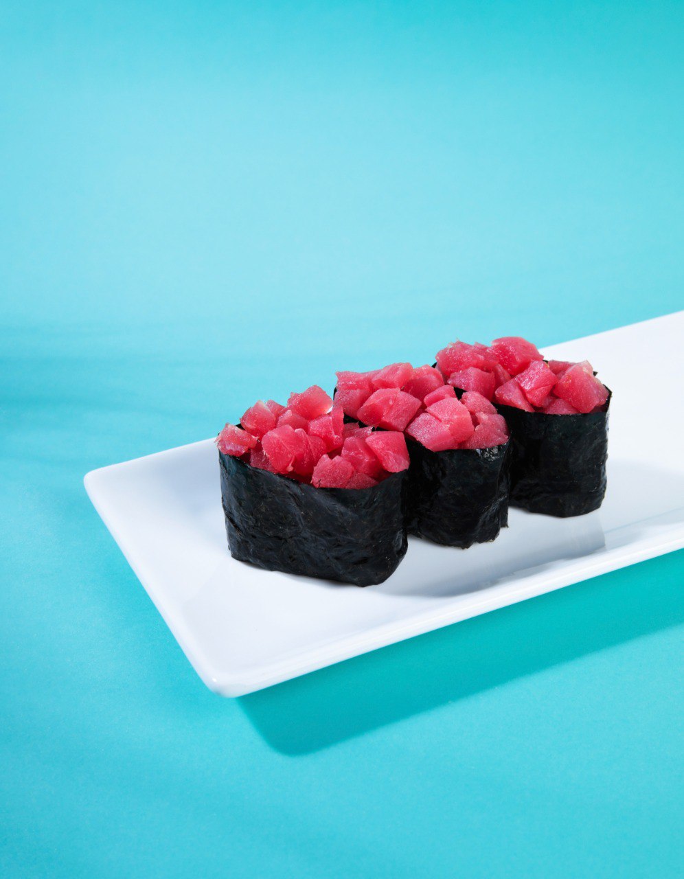 Gunkan with tuna (45g) 1pc_0