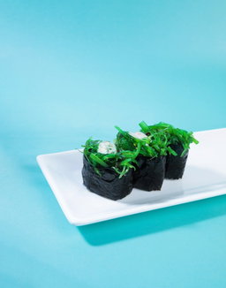 Gunkan with Chuka (48g) 1pc