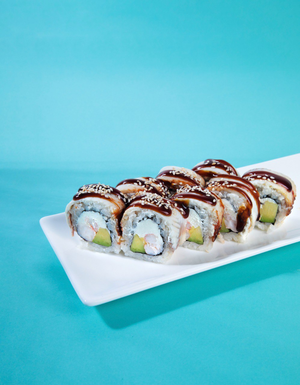 Royal dragon with shrimps (280g) 8pc