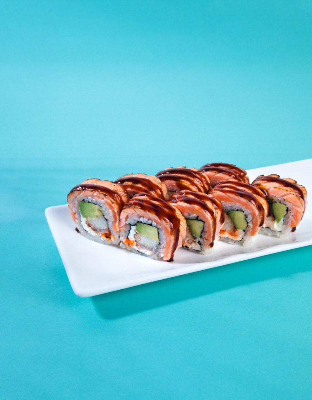 Philadelphia deluxe with juicy eel (325g) 8pc_0