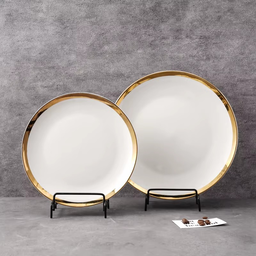 Assiettes en céramique de luxe à bord doré