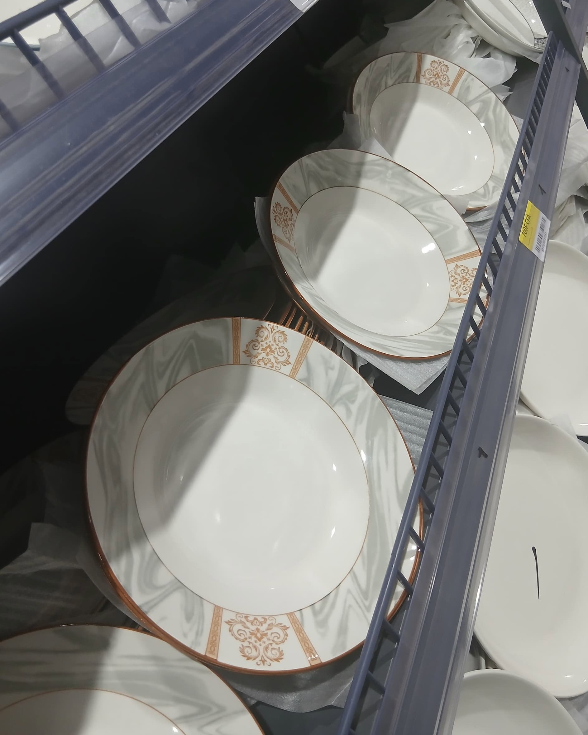 Assiettes Creuses Élégance Royale – Design Marbré & Dorures_0