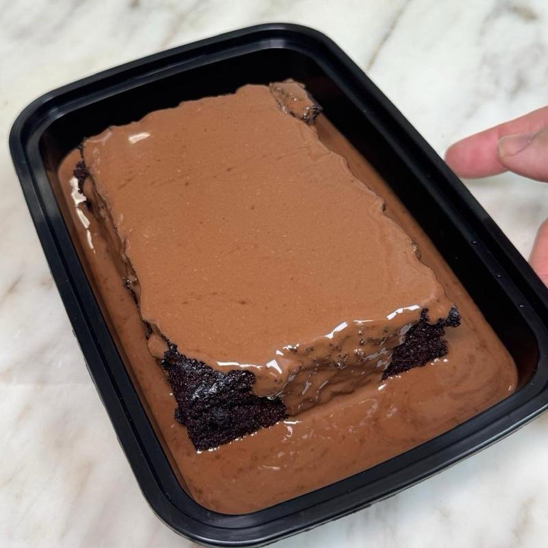 Nomad's Moist Chocolate Cake (with Callebaut Dark Choc Ganache) _0