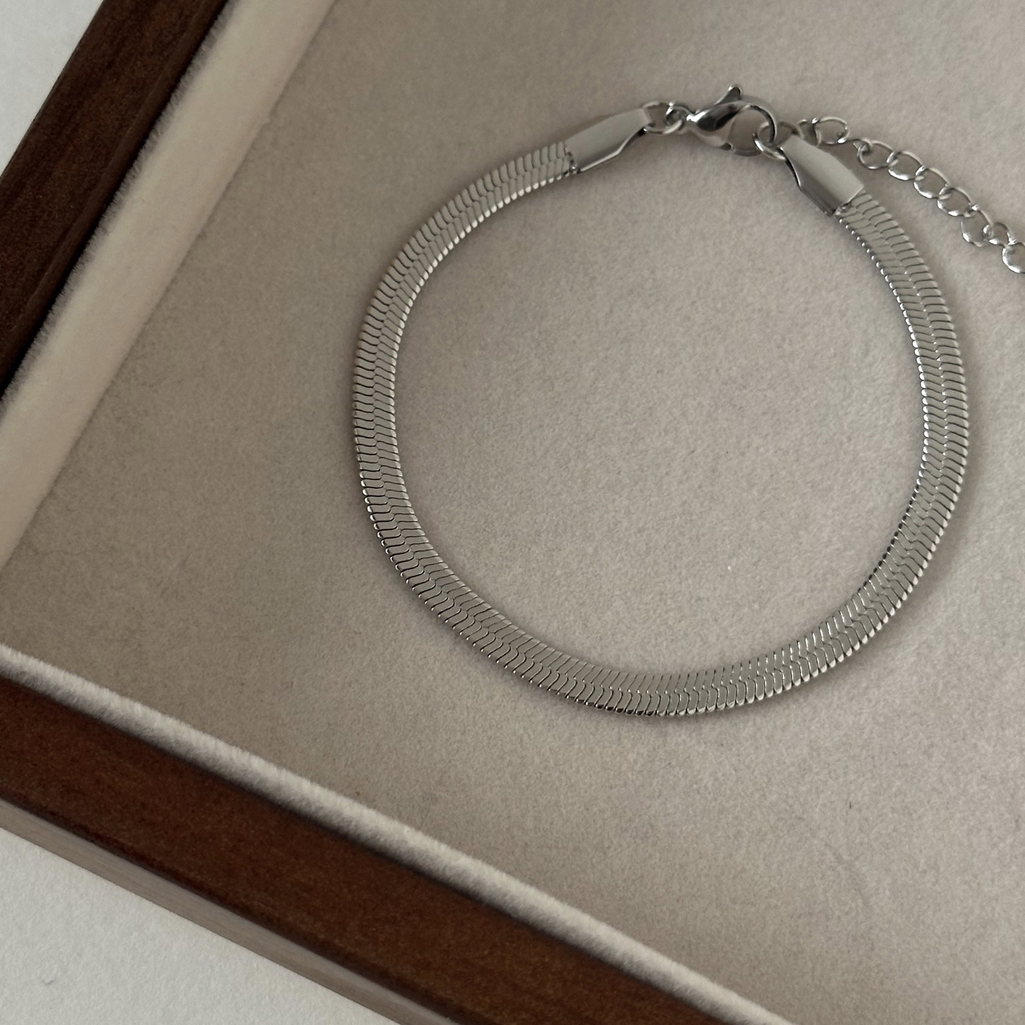 Vera Bracelet_9