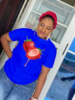 Sweet & Stylish: Strawberry Drip Graphic T-Shirt for a Fresh Look