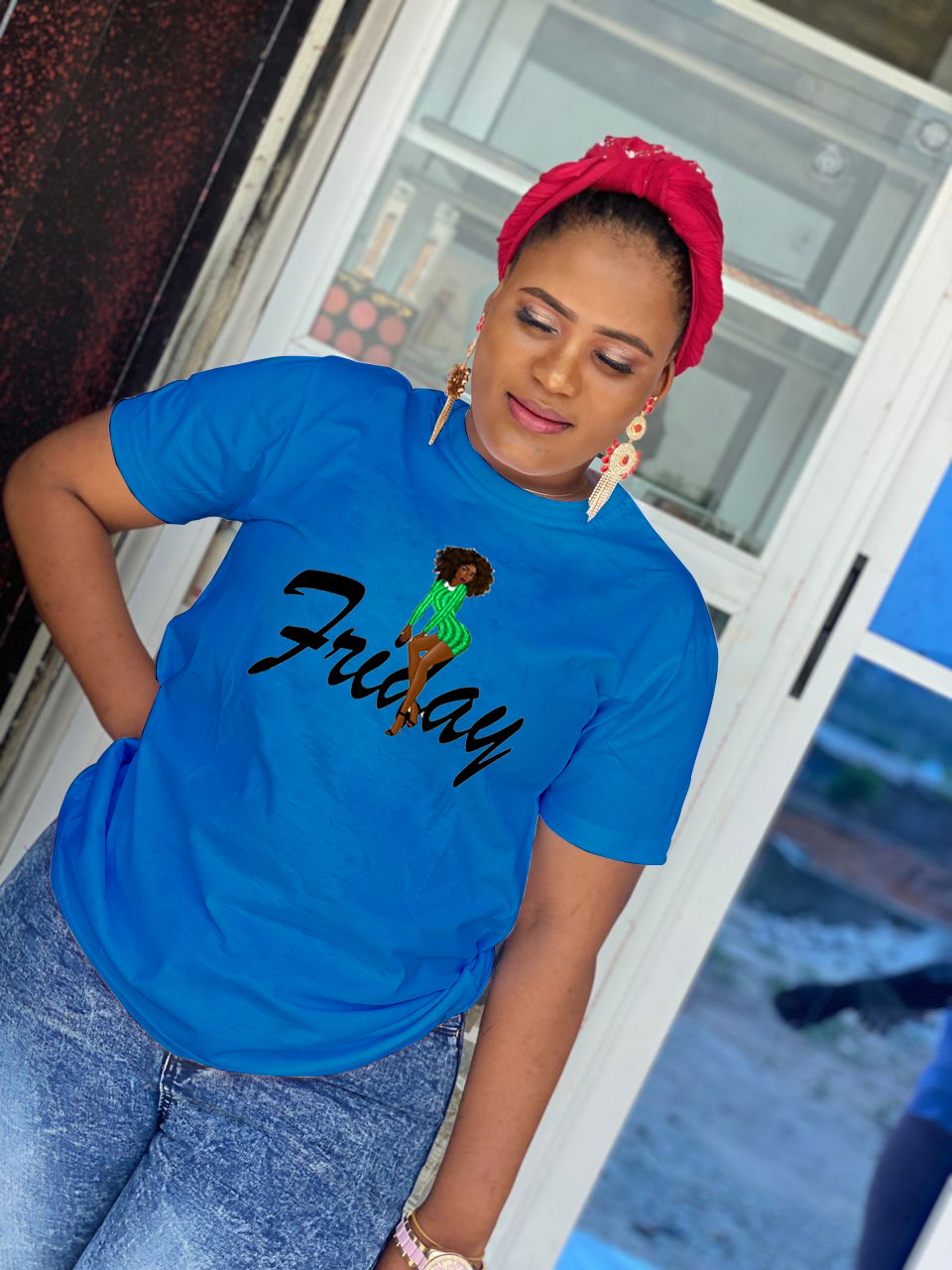 🖤 Friday Mood Activated – Chic Lady T-Shirt for the Weekend Vibes_4