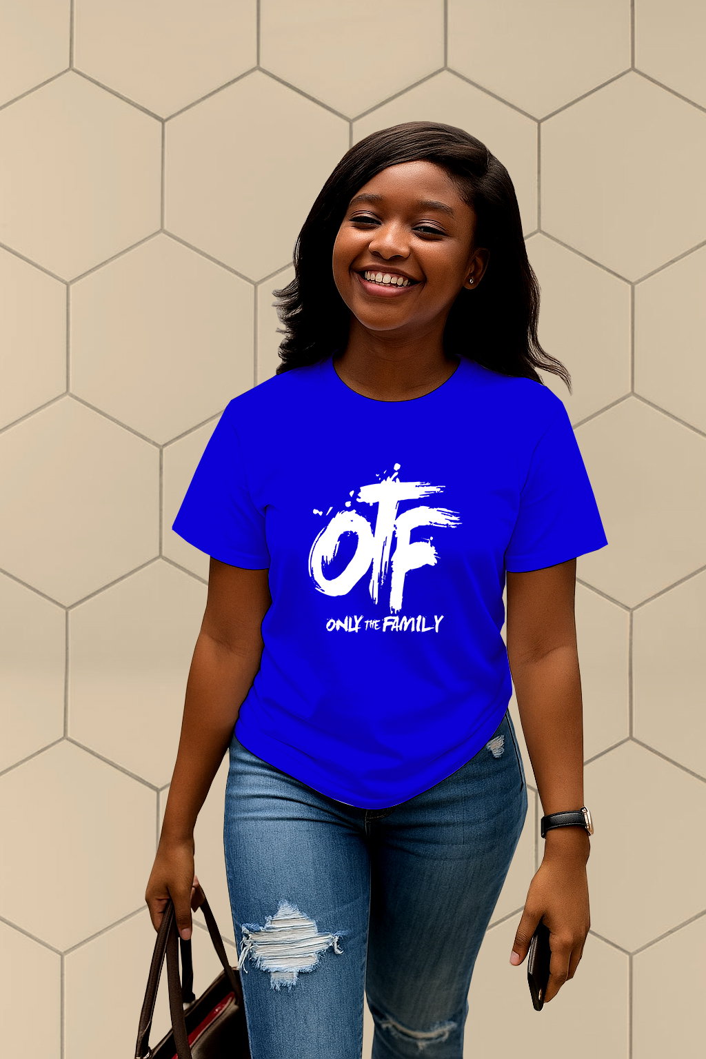 📝 Loyalty Over Everything – “Only The Family” OTF Graphic T-Shirt _4