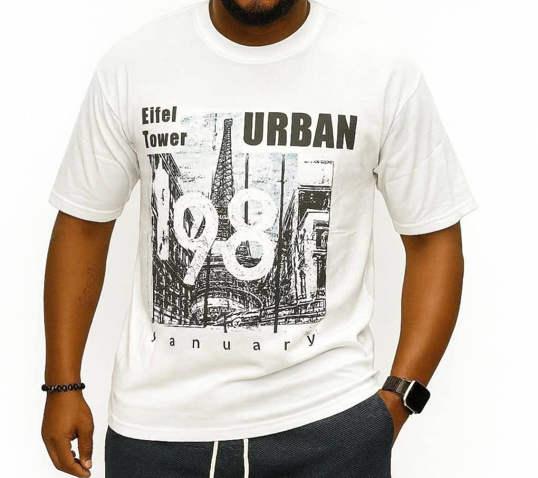 Tee-Shirts Homme Excellente Qualité. Prix: 13 000 FCFA  Bénéfice: 2000 FCFA/Tee-Shirt vendu