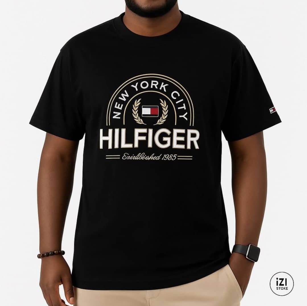 Tee-Shirts Homme Excellente Qualité. Prix: 13 000 FCFA  Bénéfice: 2000 FCFA/Tee-Shirt vendu