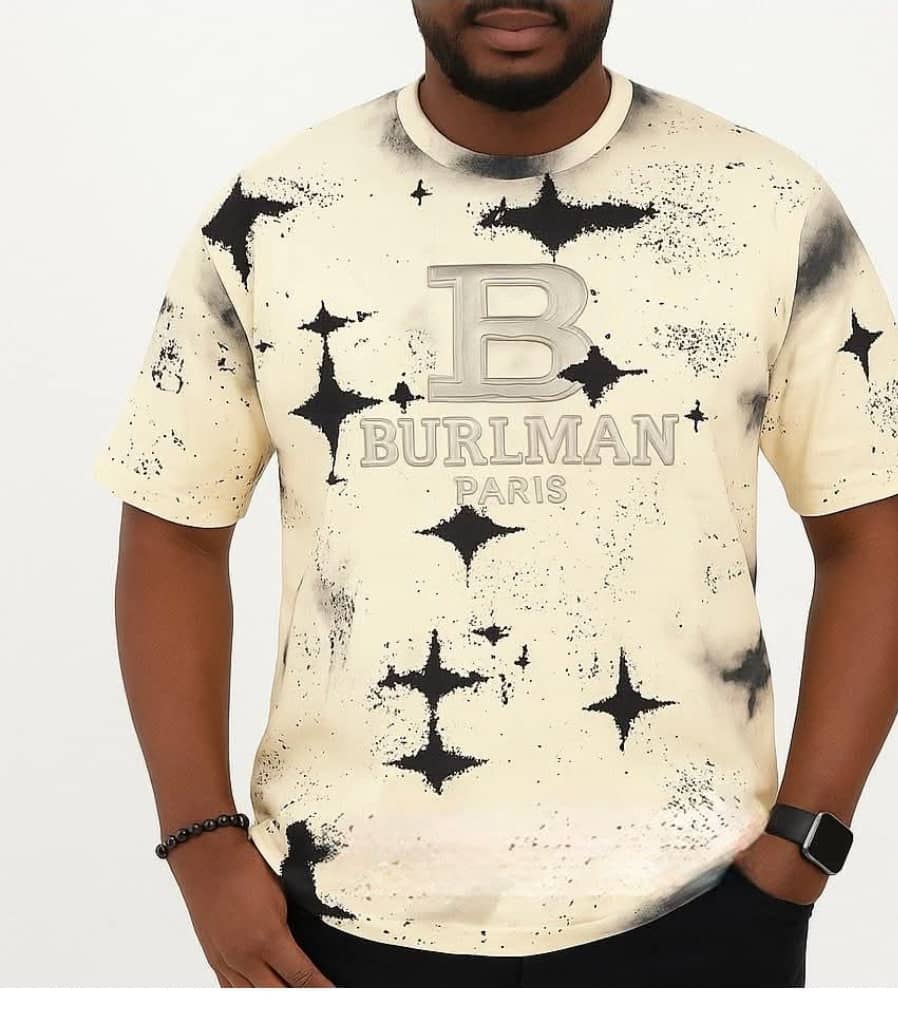 Tee-Shirts Homme Excellente Qualité. Prix: 13 000 FCFA  Bénéfice: 2000 FCFA/Tee-Shirt vendu