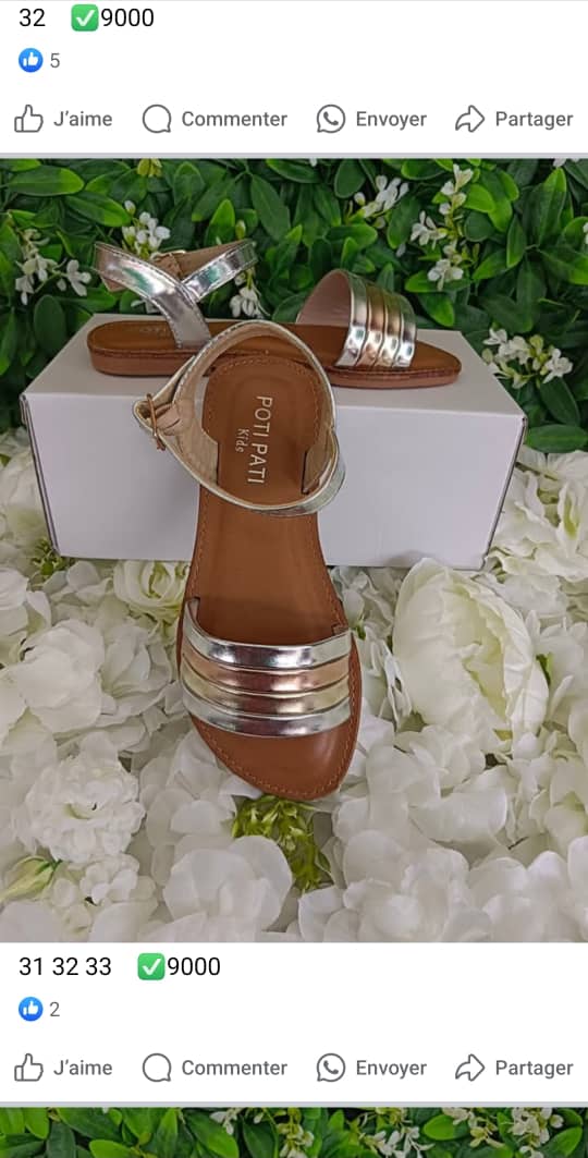 Chaussures Enfants Excellente Qualité. Pointure 30 à 35. Prix de vente: 15 000 FCFA Bénéfice: 2000 FCFA. Offre valable 30 jours renouvelable.