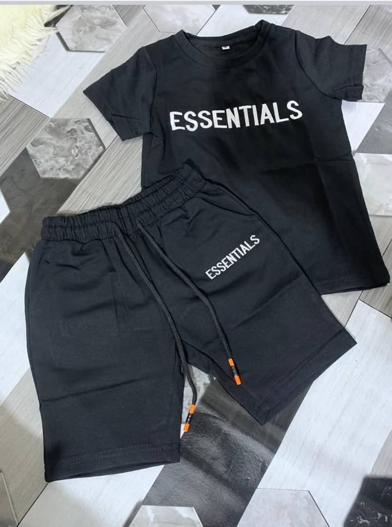 Vêtements Enfants Super Qualité 2 à 7ans. Prix de vente: 15 000 FCFA   Bénéfice: 2000 FCFA. Offre valable 30 jours renouvelable._0