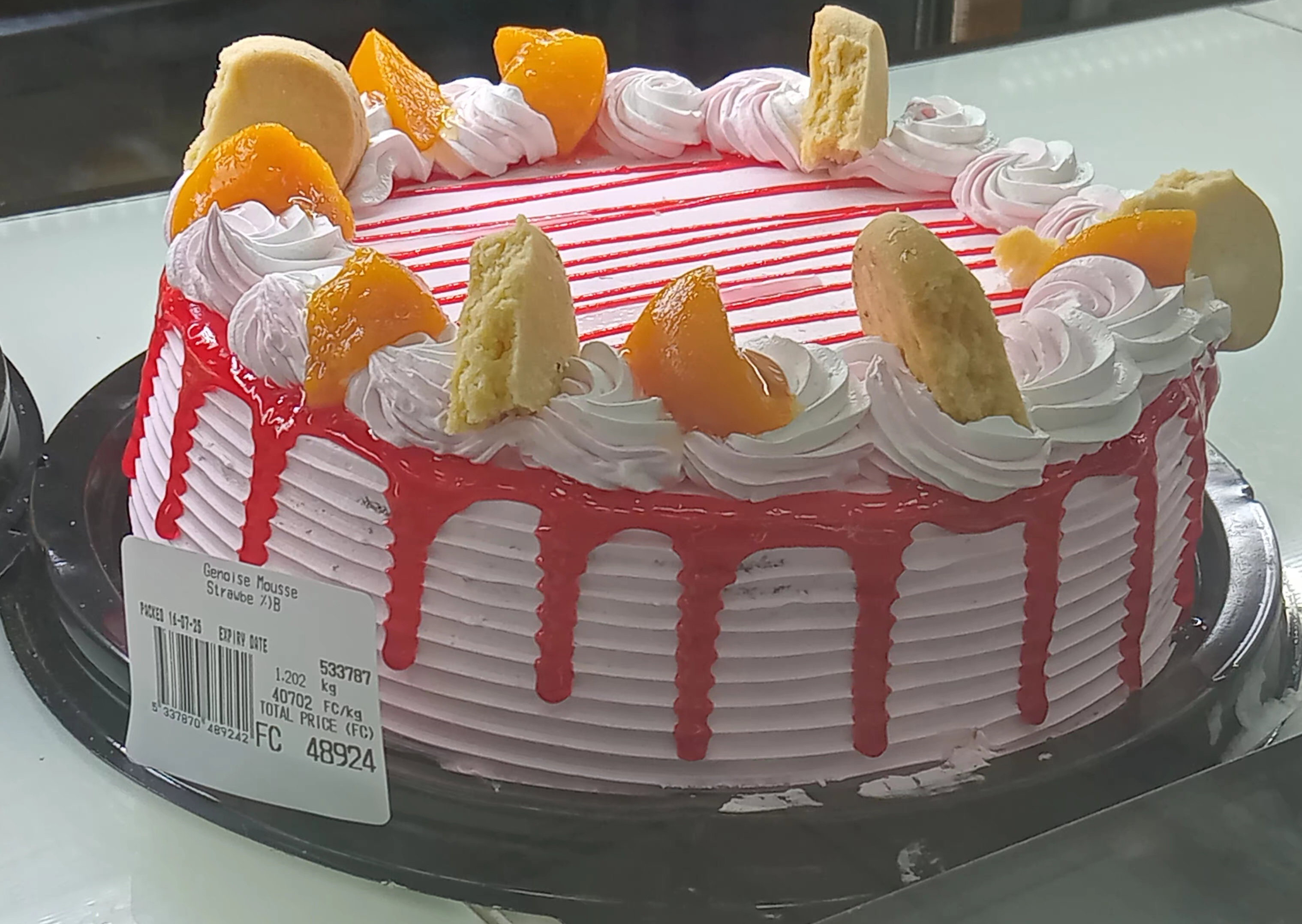 Genoise Mousse Strawbe 1.202kg