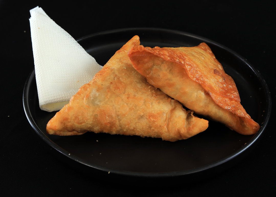 Beef samosa (pair)
