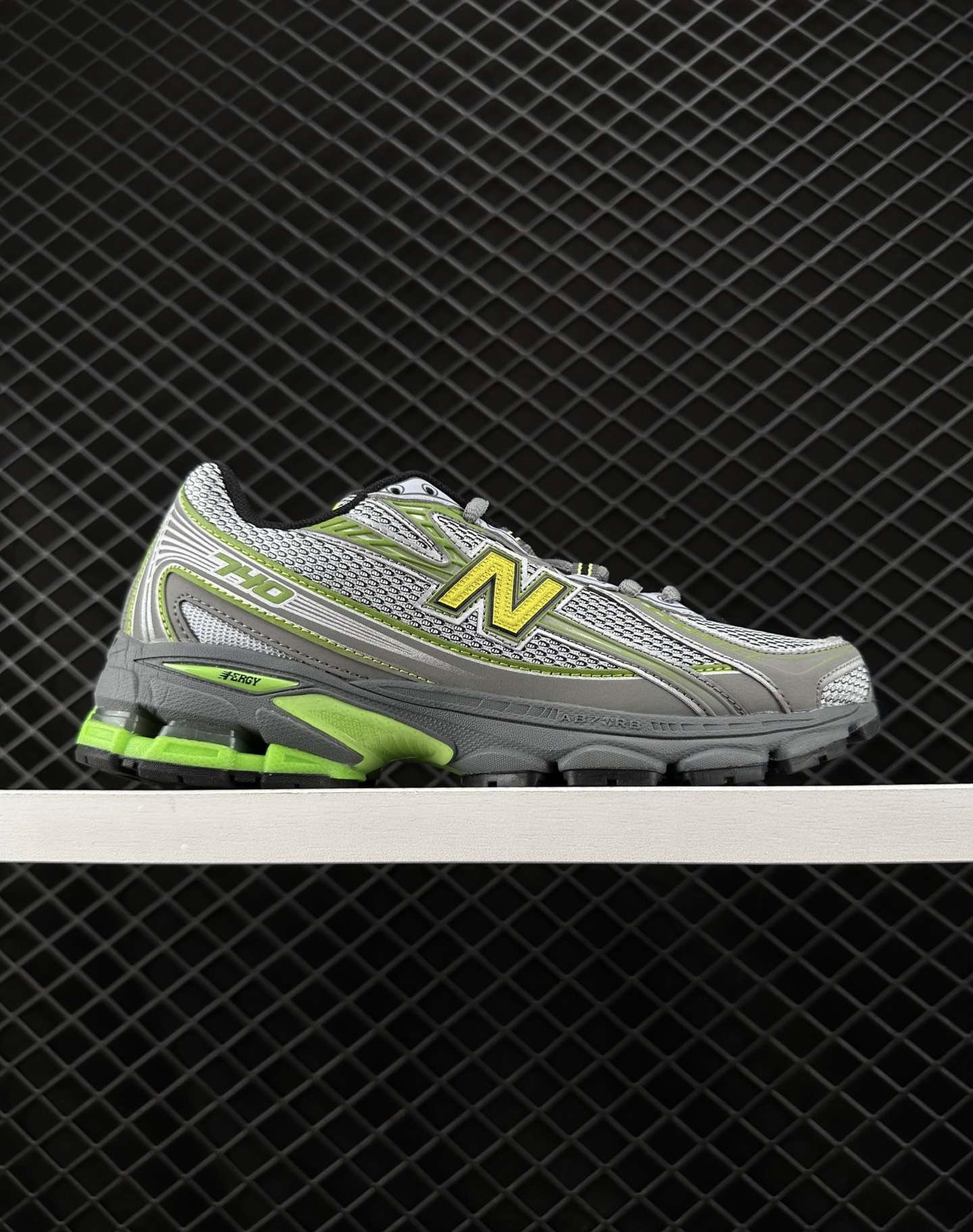 NEW BALANCE 740_0