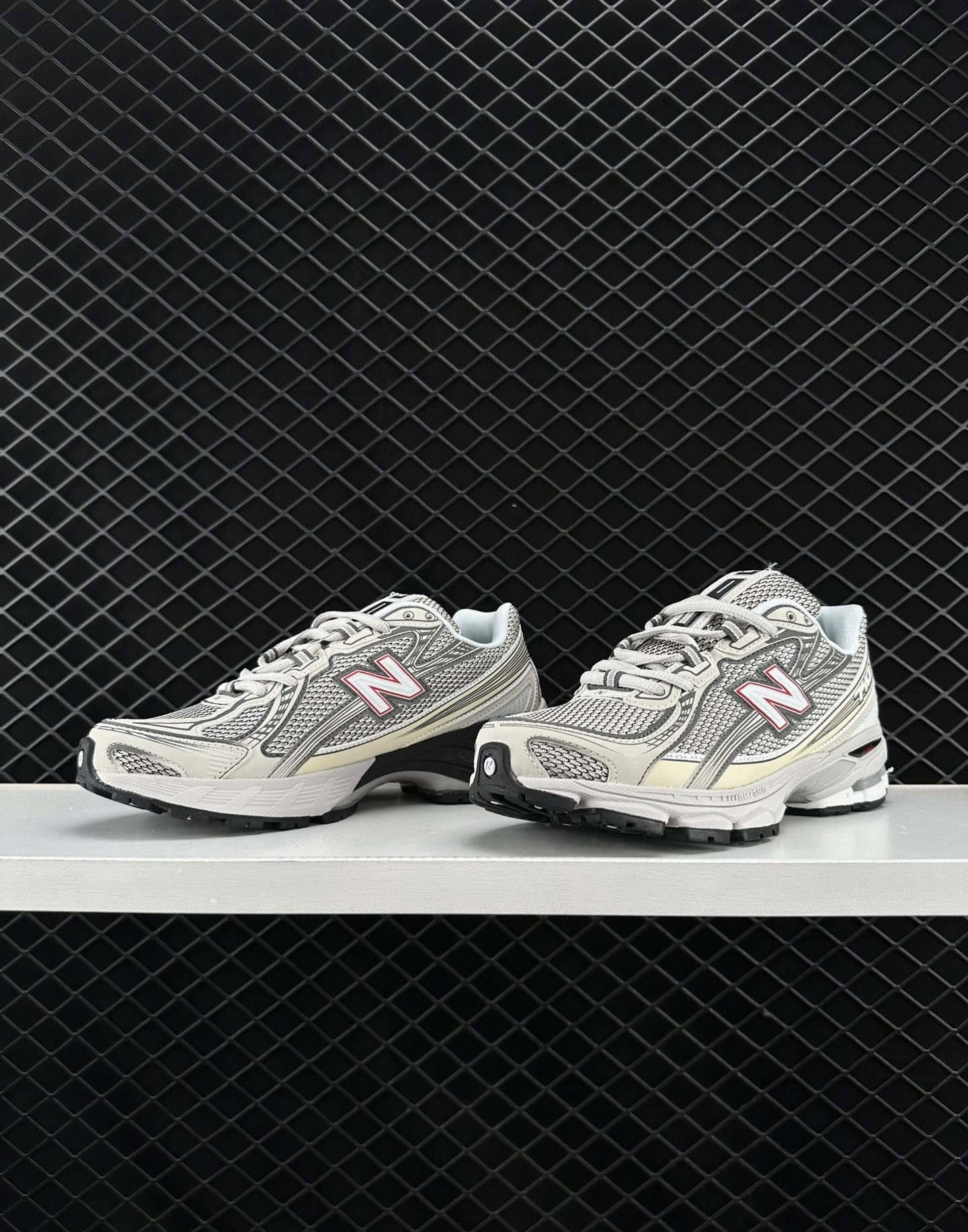 NEW BALANCE 740_4