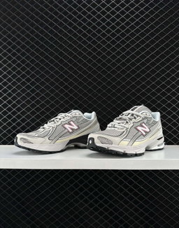 NEW BALANCE 740