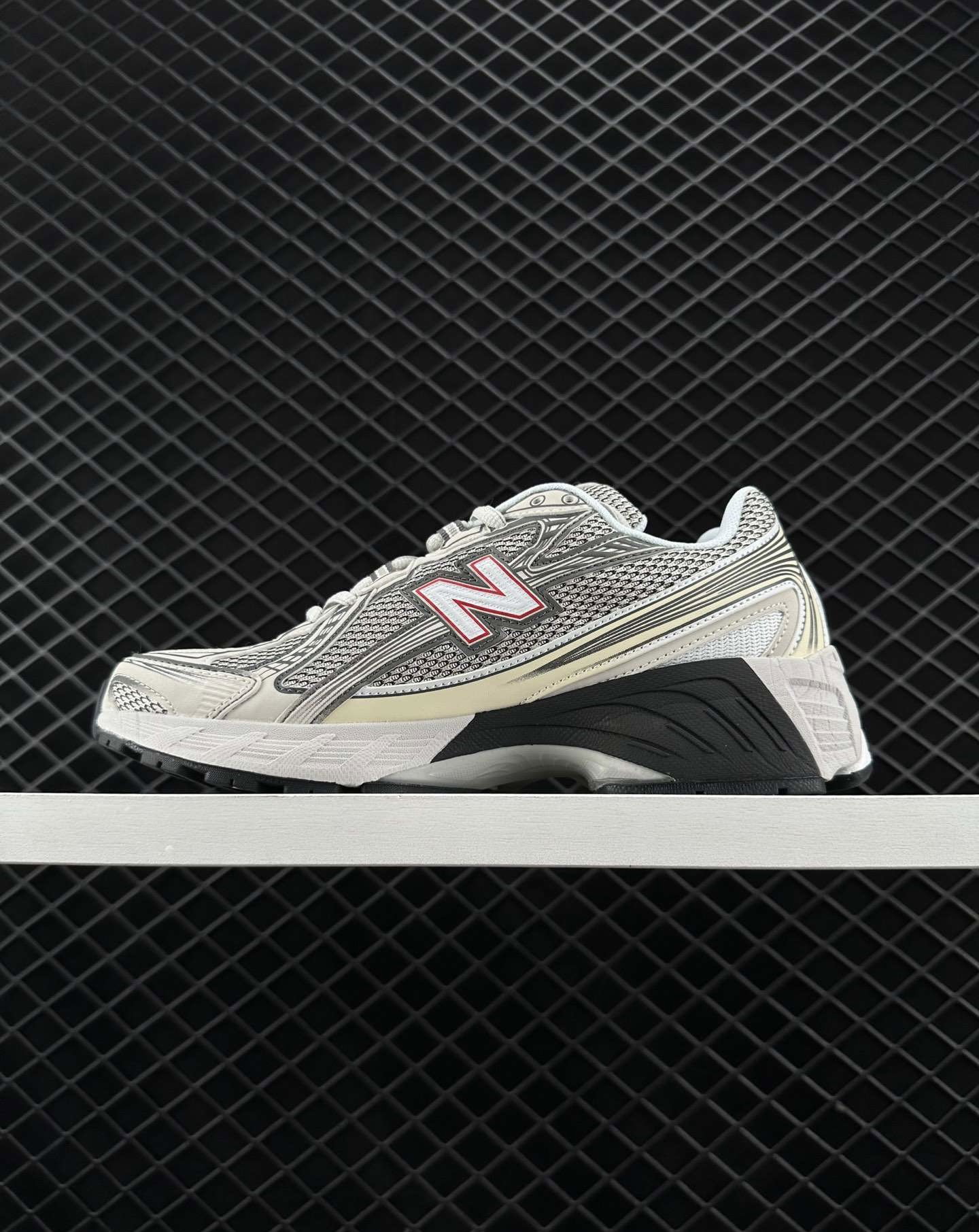 NEW BALANCE 740_1