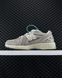 NEW BALANCE 1906R