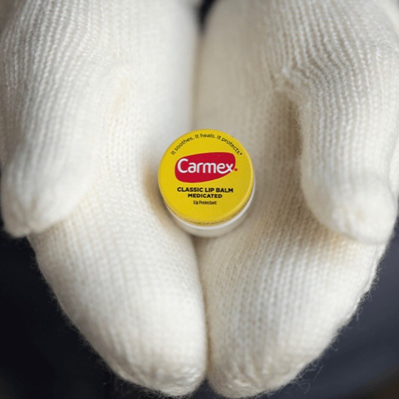 CARMEX CLASSIC LIP BALM METAL كارمكس مرطب شفاه طبي كلاسك دائري_1