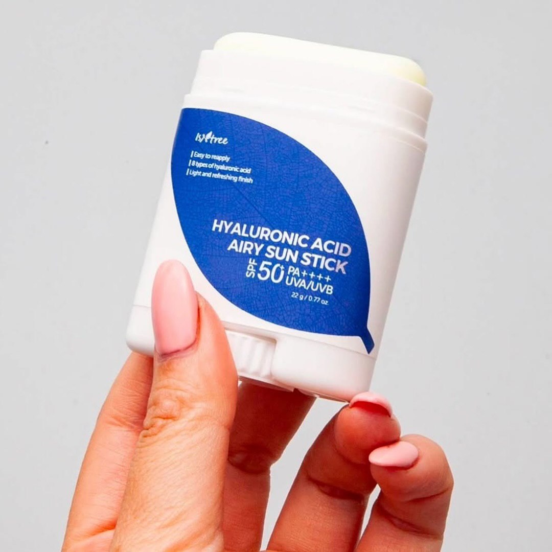 ISNTREE HYALURONIC ACID AIRY SUN STICK SPF 50 ايسنتري واقي شمس ستك بالهيالورونيك اسيد SPF50+ _1