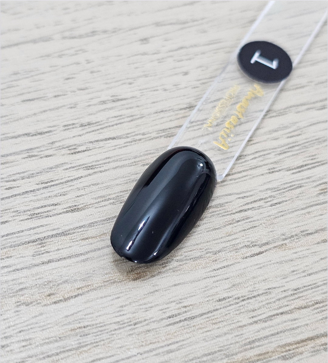 Gel Polish Black 1