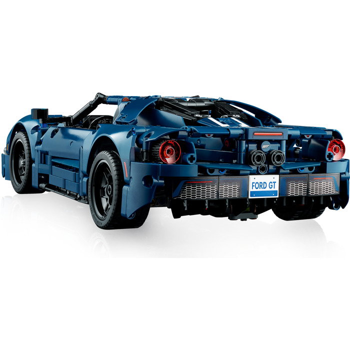 LEGO 2022 Ford GT Set 42154_1