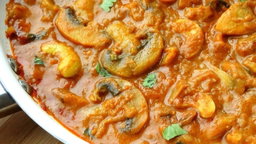 Kaju Mushroom Curry