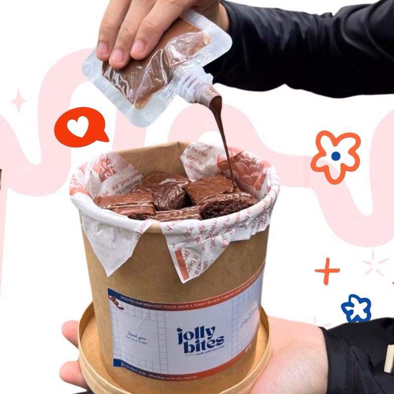 Brownie Bucket (12PC) with Hazelnut Choc Dip