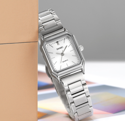 Montre Classique Femme