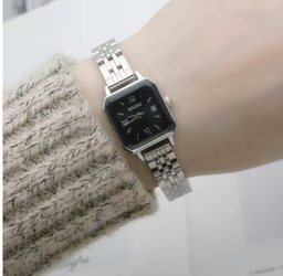 Montre Classique Femme