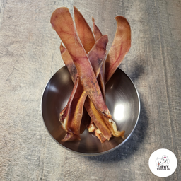  Dehydrated Porky Ear Treats and Chew (Stripes)