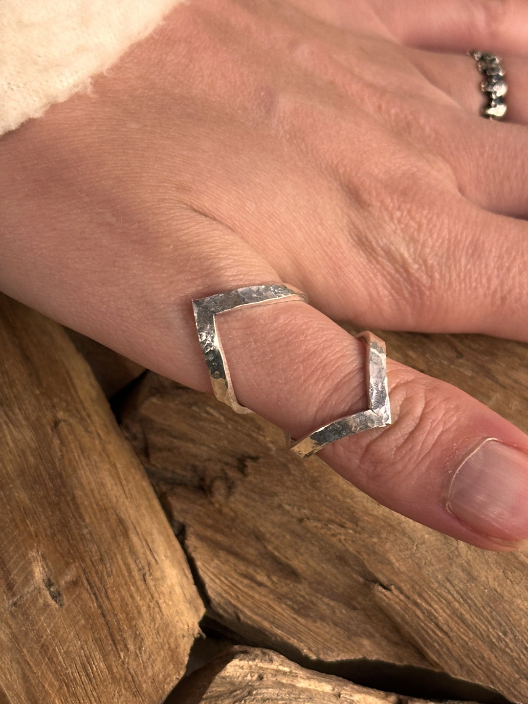 Anillo Zubaro