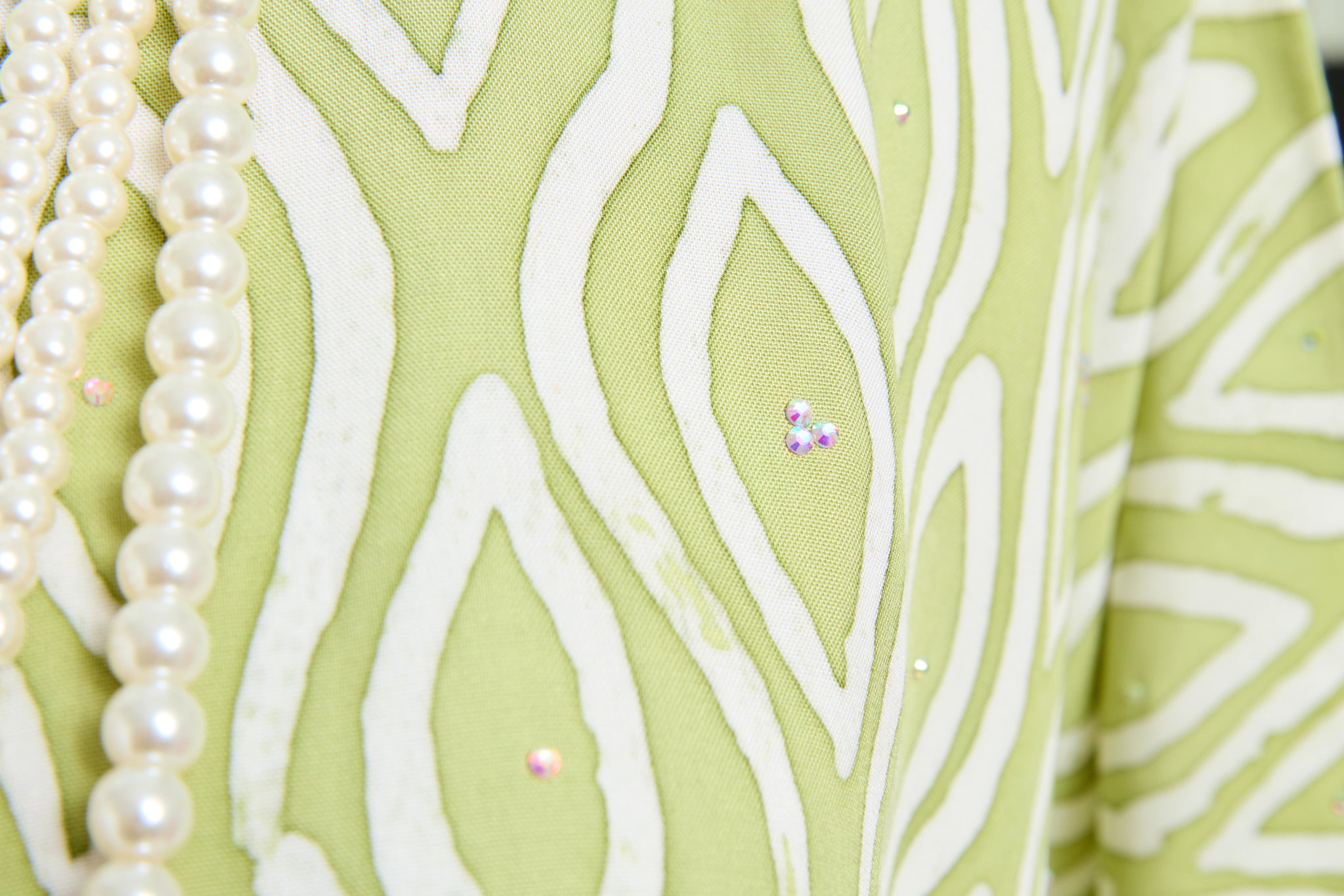 KAFTAN ABAYA DAUN WITH DIAMANTE CRYSTAL LONG SLEEVE  : LIGHT GREEN_2