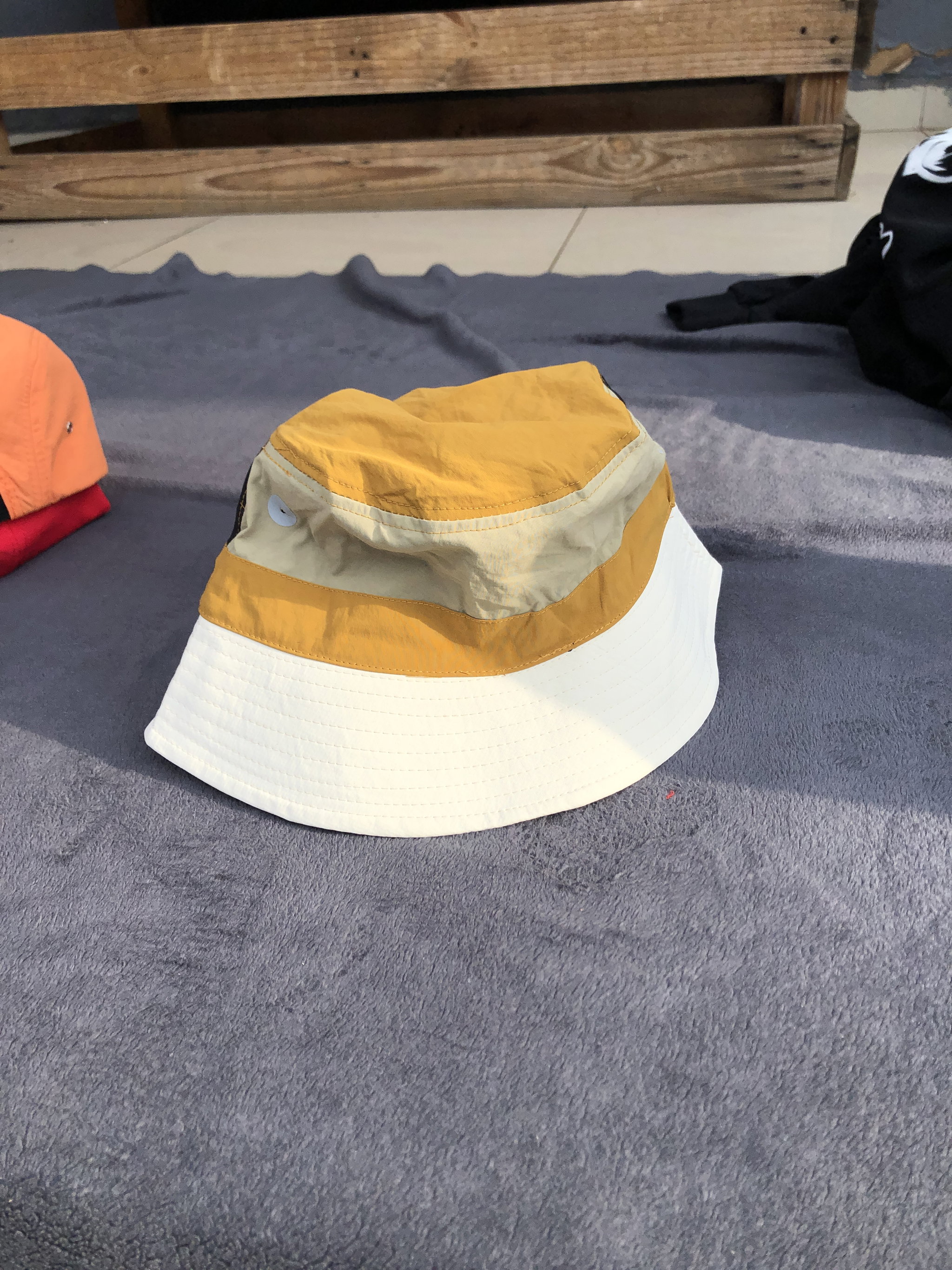 Bucket-hat_1