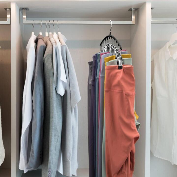 Space Saver – Legging Organizer | تعليقة لتنظّيم الليغينغ لتوفير المساحة _0