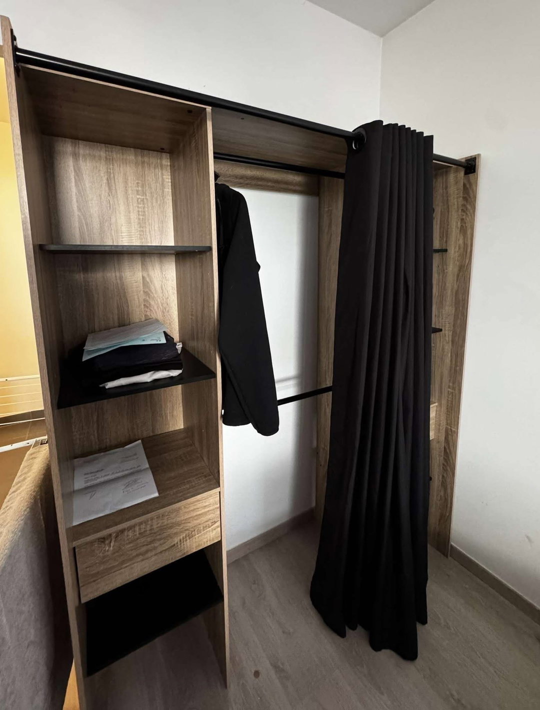 Armoire 4 battant 