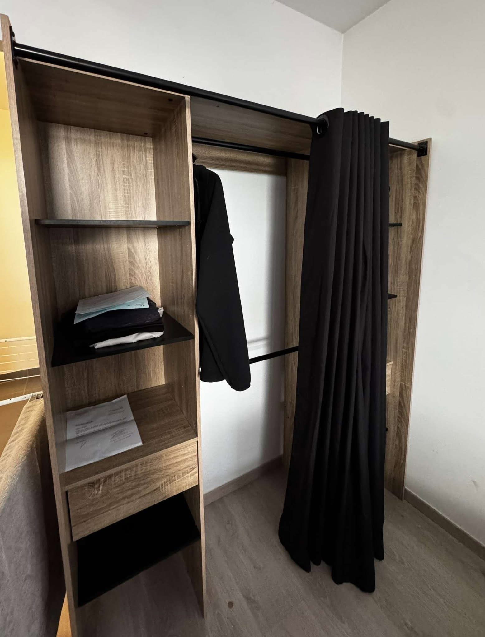 Armoire 4 battant _0