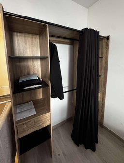 Armoire 4 battant 